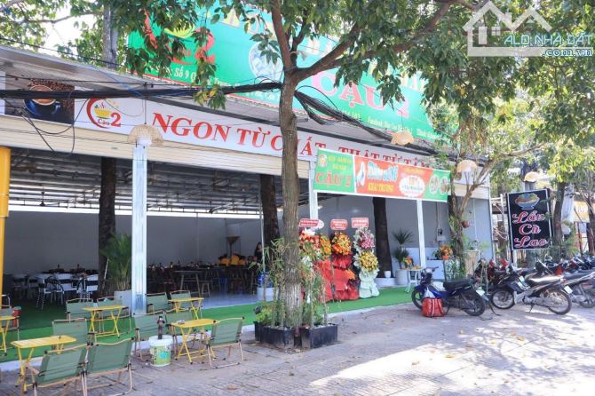 Cho thuê mặt bằng có mặt tiền đường quang trung gần ngân hàng nam á
