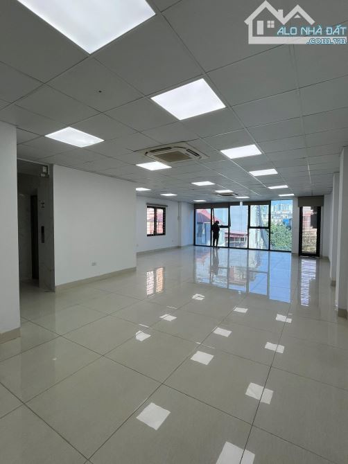 Cho thuê văn phòng Triều Khúc-Thanh Xuân, sàn vp 120 m2 Như Ảnh Giá Rẻ