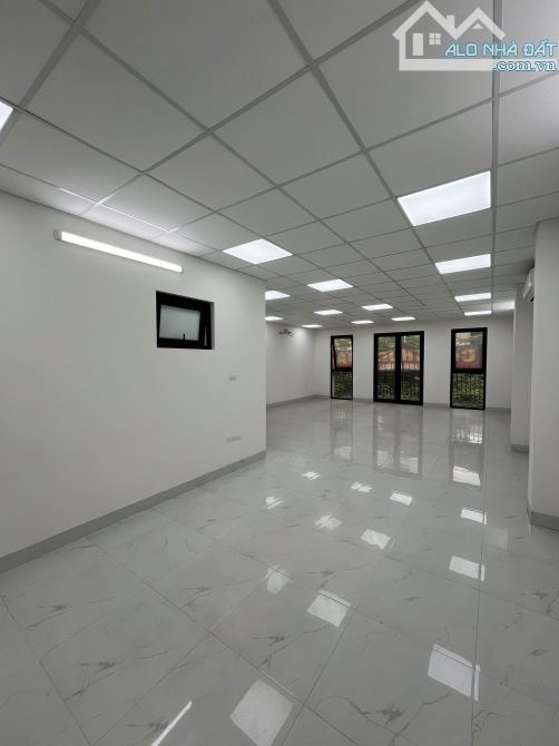 Cho thuê văn phòng Nguyễn Thanh Bình- Terra An Hưng, 70 m2/tầng, thoáng đẹp như ảnh