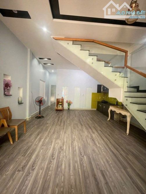 CHO THUÊ NHÀ ĐOÀN HỮU TRƯNG, TP HUẾ