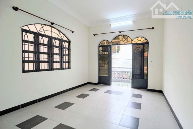 Cho Thuê Nhà 7X23.5 đường Nguyễn Thái Bình, Phường 12, Quận Tân Bình
