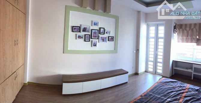 Cho thuê nhà riêng 5 tầng ngõ 38 Xuân La, Tây Hồ DT 35m 5 Tầng 3 PN full đồ giá 13 triệu