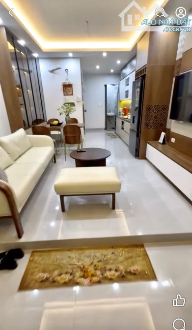 Có 15 triệu - Có Thang máy . Nhà 5 tầng mới tinh ở Tô Hiệu