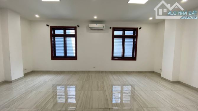 CHO THUÊ VĂN PHÒNG 45M2 GIÁ 8.2 TRIỆU PHỐ TRƯƠNG CÔNG GIAI - THÀNH THÁI - CẦU GIẤY