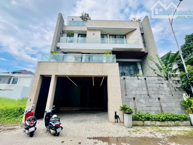 Cho thuê biệt thự 2 lầu KDC Nam Long Cần Thơ