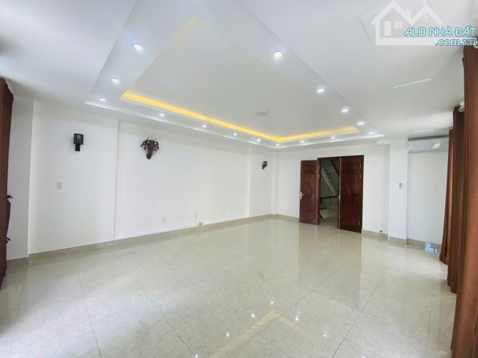 Cho Thuê Mặt Bằng Tầng 2 Siêu Xinh Có đường đi riêng biệt 🏢