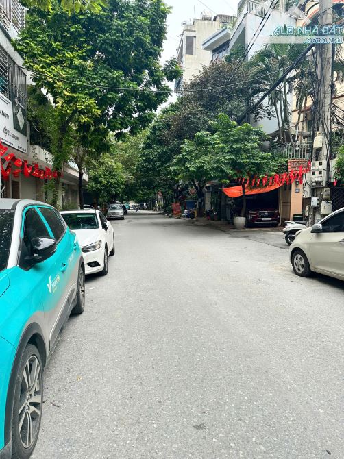 Cho thuê mặt bằng tầng 1- Đường 18M Mỗ Lao, diện tích 20 m2, phù hợp vp, KDOL