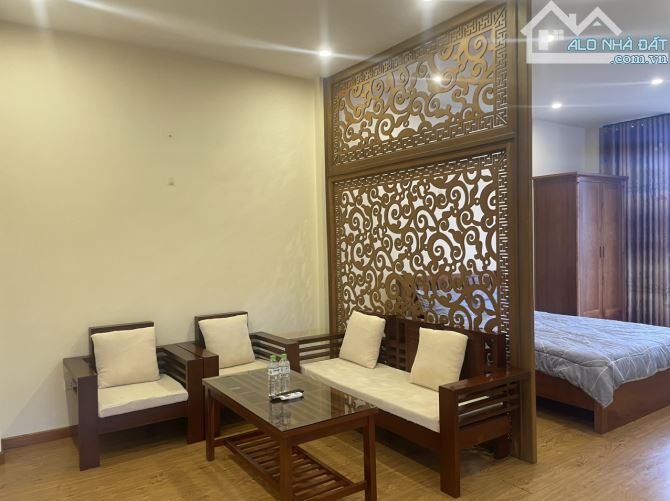 cho thuê căn hộ dịch vụ ngõ 210 Đội Cấn(294 Kim mã) Dt 50m, 1 ngủ full đồ giá 6.5 triệu/th