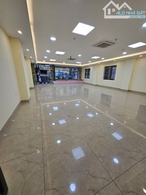VĂN PHÒNG DT 100M2 GIÁ 9TR TẠI PHỐ CẦU DIỄN - TRỊNH VĂN BÔ - NAM TỪ LIÊM