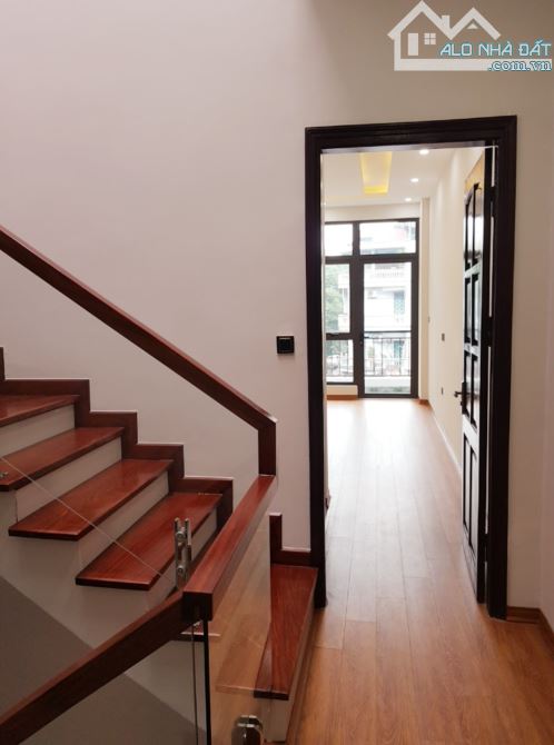 Cho thuê nhà ở Vân Canh 60m2,4 tầng, chia 4 phòng ngủ, 5 vệ sinh, full điều hòa.