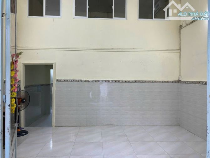 Nhà cho thuê nguyên căn xinh xinh ở gia đình lê văn khương q12