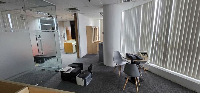 Văn phòng hạng A View Sông Hàn, đã setup bàn ghế, diện tích 85m2
