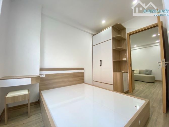 Phòng trọ Xuân La. Tây Hồ. Cạnh Hồ Tây chỉ từ 1,6tr full đồ thang máy. Mới tinh. Ô tô