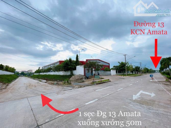 cho thuê bãi xe 2000m2 Trong KCN Amata