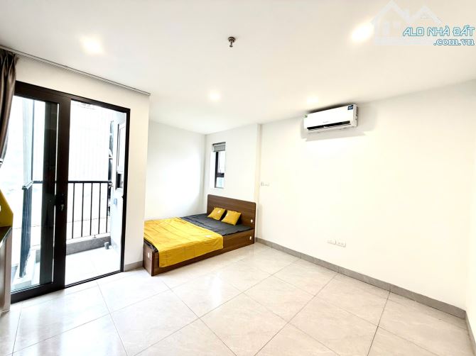 Cho Thuê Phòng CCMN Vạn phúc ngọc trục gần roman plaza 25m2 Studio Cửa Sổ Ban Công Full Đồ