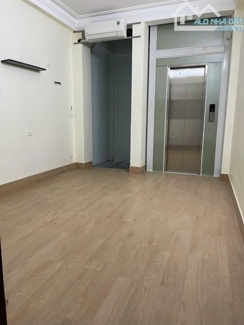 Cho Thuê Nhà Nguyên Căn 54M² 5 Tầng 8 Ngủ - Full Nội Thất - Thang Máy - Giá Thuê 30tr/ Phố