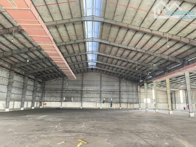 Cho Thuê Kho Xưởng 2000m2 có pcccc tự động giá 120tr/tháng tại KCN Hải Sơn Đức Hoà Long An