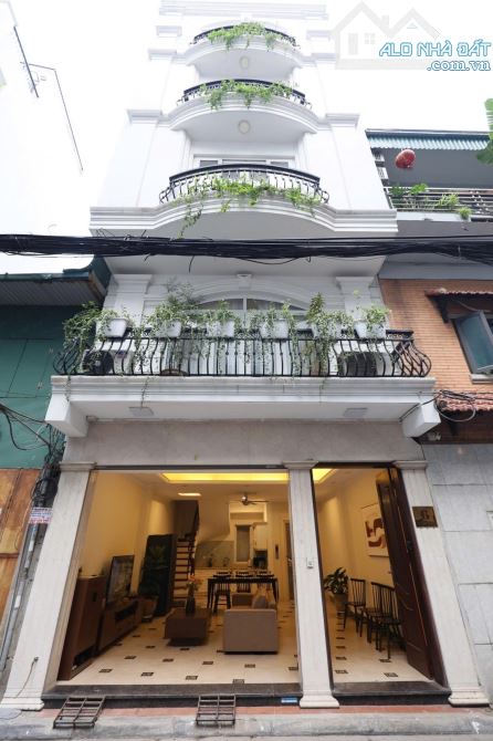 Cho Thuê Nhà Ngõ Nguyễn Văn Cừ – Long Biên | 7 Tầng Thang Máy | MT 6m | 40tr/Tháng |