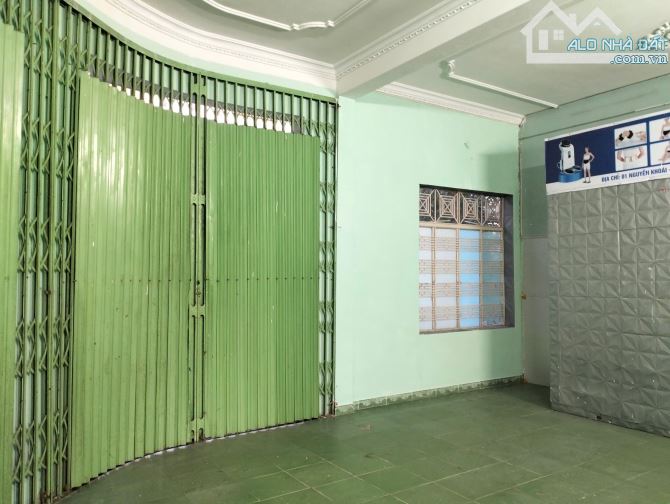 Mặt bằng 2 MẶT TIỀN GẦN CHỢ Nguyễn Tri Phương - 7 tr/th
