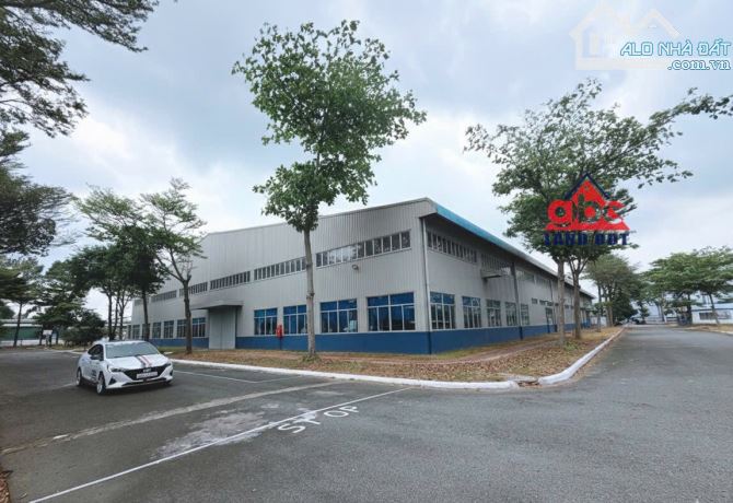 Cho thuê xưởng 6000m2 trong kcn nhơn trạch chỉ 680 triệu/tháng
