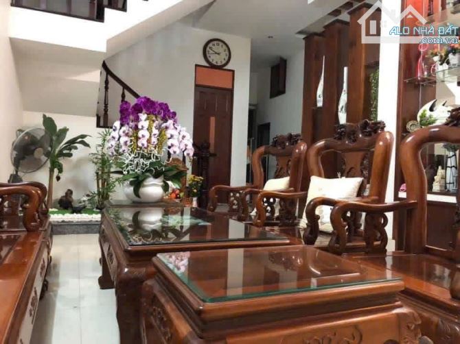 Cho thuê biệt thự mặt tiền Bình Giã - P8