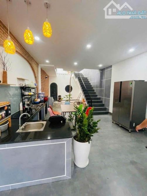 Cho thuê căn hộ full nội thất xịn 45m2, gần BV7B - Siêu thị Go, chỉ 4,5tr