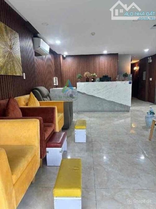CHO THUÊ TÒA MASSAGE, SPA MẶT TIỀN CHÍNH HỮU - 120 M² - 11 PN - GIÁ 80 TRIỆU