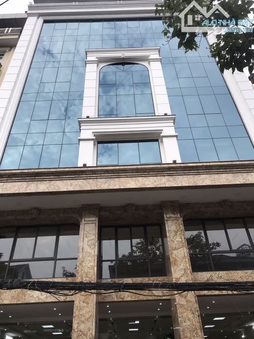 Cho thuê nhà đường Lê Đức Thọ, Nam Từ Liêm. DT 120m, 7 tâng, 1 hầm, thông sàn, thang máy.