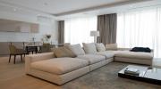 Thiết kế chung cư hiện đại với gam màu trắng thanh lịch