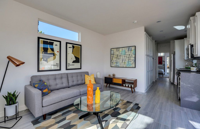 Nhà cấp bốn 55 m2 ở Mỹ tiện nghi như villa nhỏ
