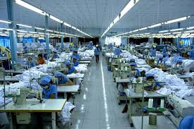 cho thuê nhà xưởng đang hoạt động nghành may ở quận 12 dt: 3000m2 giá 135 triệu/tháng