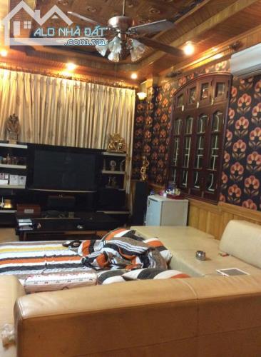 Bán nhà ở Phố Đội Cấn, Ba Đình,  30m2, đc xây6 tầng, giá chỉ 9,5 tỷ. MT 3,1m - 4