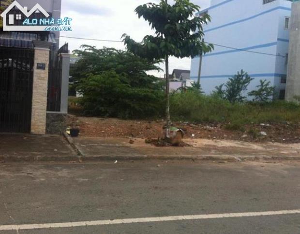 Có nền Đất thổ cư ngay chợ Bà Lát, mặt tiền 6m, Bán Gấp giá 2.5tỷ.
