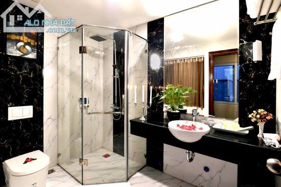 Bán tòa nhà số 94 Yết Kiêu – Nguyễn Du 130m x 9 tầng Mt 6,5m Giá 68 tỷ - 3