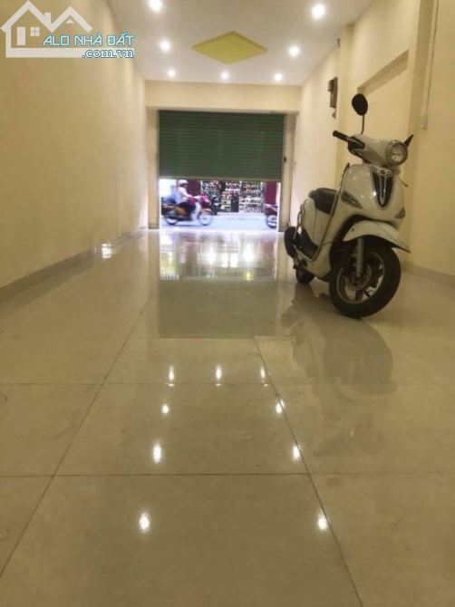 Cho thuê nhà 80m, 1 lầu tại đường Lê Quang Định, qGV - 5