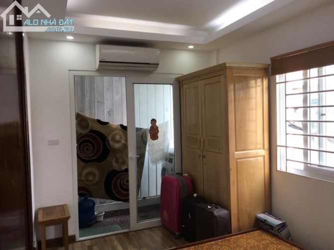 Cho thuê chung cư thang máy phố Nguyễn Đình Chiểu Vân Hồ DT 50m 2 ngủ đủ đồ - 2