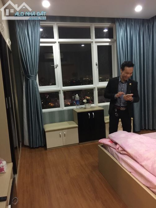 Cần bán gấp hoặc cho thuê Căn hộ Him Lam 98m2 view bờ hồ, mặt tiền Hậu Giang - 1