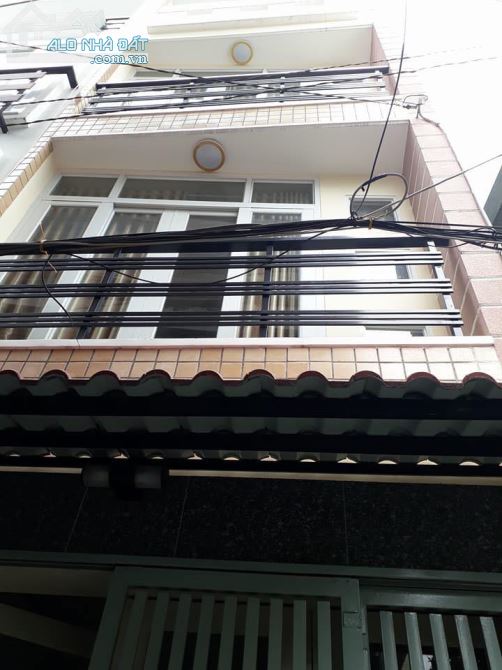 Nhà hẻm 8m Cộng Hòa,Ngay Etown ,Tân Bình,4mx 12m=48m,3 tầng giá 5.8 tỷ Liên hệ:0981552449