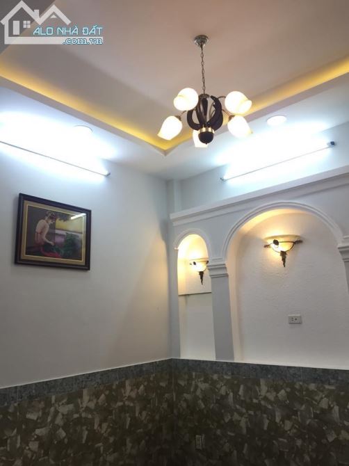 Nhà hẻm 8m Cộng Hòa,Ngay Etown ,Tân Bình,4mx 12m=48m,3 tầng giá 5.8 tỷ Liên hệ:0981552449 - 3