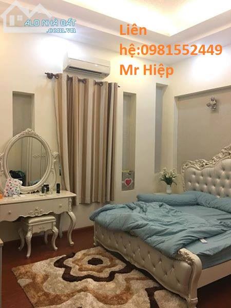 Bán Biệt thự xưa Ngô Thời Nhiệm, Phường 6 Quận 3 160m2 giá chính chủ liên hệ: 0981552449 - 2