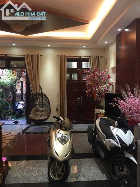 Bán Biệt thự tặng nội thất cao cấp trên 2tỷ  Phường 4, Phú Nhuận.0981552449 - 2