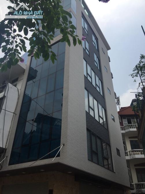 Bán Tòa nhà xây được hơn năm MP Nguyễn Hoàng – Hàm Nghi 90m x 8 tầng Mt 6m Giá 30 tỷ.
