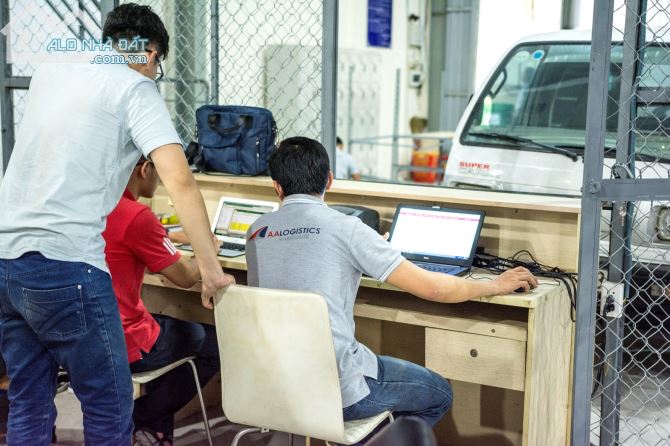 KHO Cho Thuê Chứa HÀNG SỈ LẺ Tổng Hợp TMĐT Mỹ Phẩm Có Diện Tích LỚN NHỎ Gần Trung Tâm HCM - 4