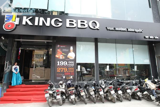Bán nhà mặt phố Đào Tấn, 8 tầng, thang máy, 5m mặt tiền. 28.5 tỷ