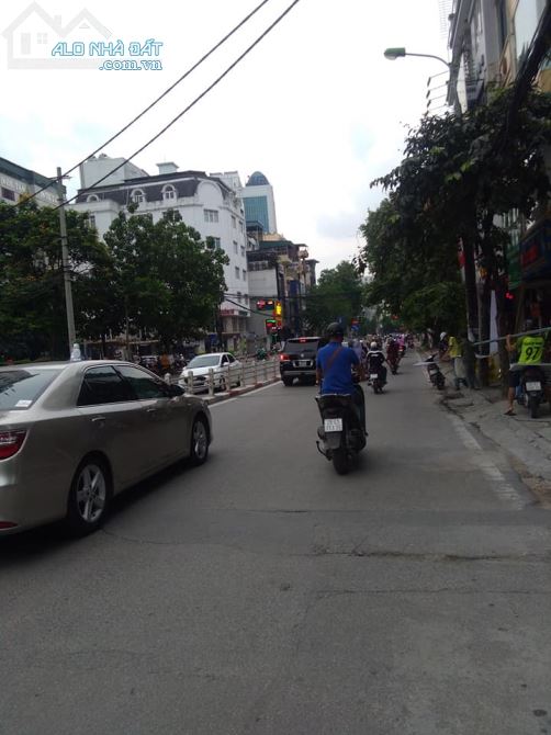 Vị trí vàng, kinh doanh đỉnh. Bán nhà MP Cát Linh DT 233m x 6 tầng MT 15m Giá 55 tỷ - 3