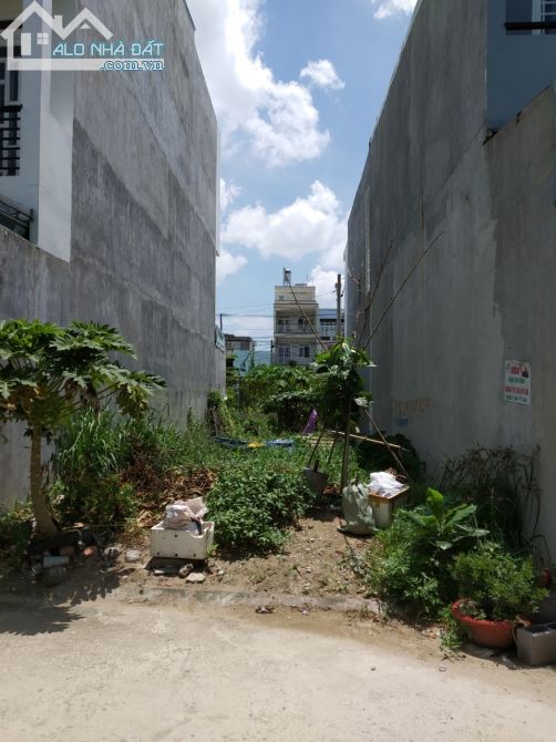 Bán đất mặt tiền hẻm 58F , Bưng Ông Thoàn , Phú Hữu. Q9 - DT 62m2 giá 4 tỷ 5 - 1