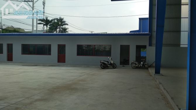 Cho thuê gấp kho xưởng MT Lê Văn Khương, diện tích 4.000m2, giá tốt - 5