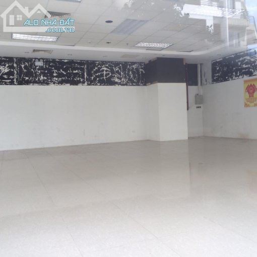 Cho thuê mặt bằng tầng 1 diện tích 150m2 giá 15 triệu/tháng