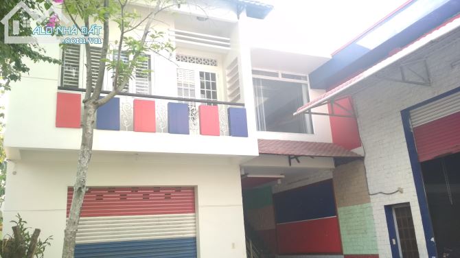 Cho thuê kho xưởng 2 mặt tiền đường Trần Văn Mười, Hóc Môn, diện tích 2.499m2, giá tốt - 2