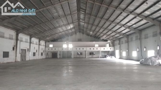 Cho thuê kho xưởng 2 MT Quốc Lộ 22, gần cầu An Hạ, Hóc Môn, 3.600m2 - 1